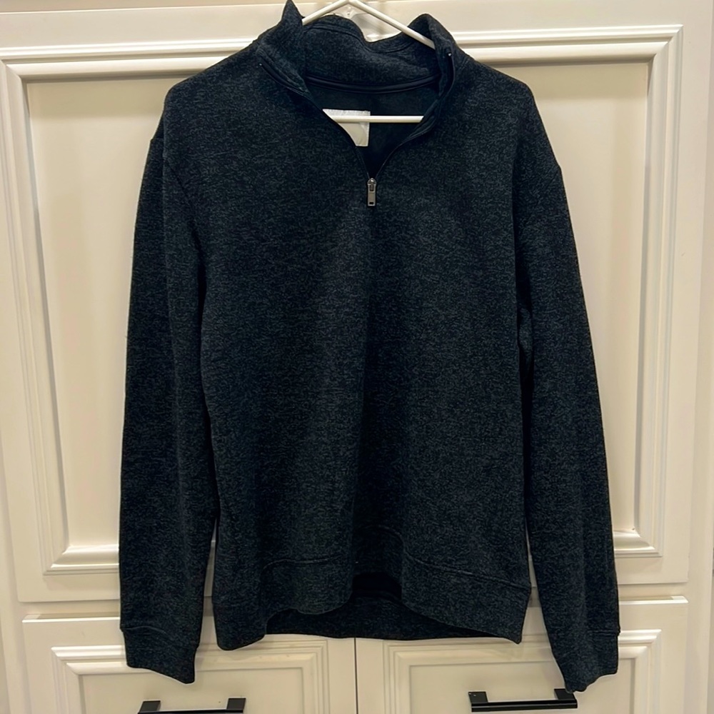 NWT old navy Mens pullover